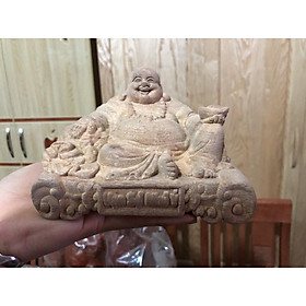 Tượng Phật Như Ý Di Lặc Gỗ Xá Xị Thơm Nức