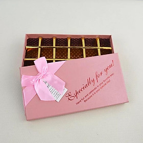 Hộp đựng socola 18 viên