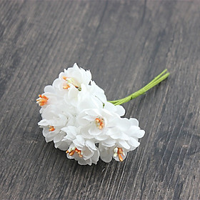 Hoa vải làm vòng hoa đội đầu