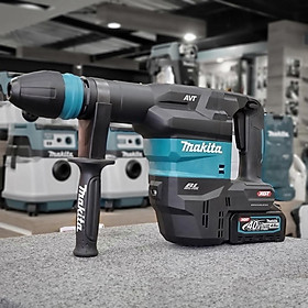 Mua MÁY ĐỤC BÊ TÔNG DÙNG PIN 40V MAX CHUÔI GÀI 18MM MAKITA HM001GM202 - HÀNG CHÍNH HÃNG