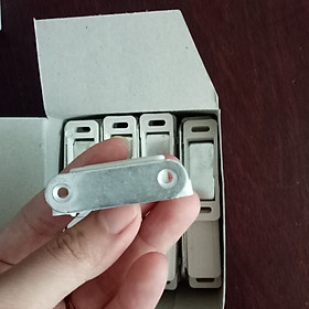 Mua Nam châm hít cửa tủ nhỏ KT: 45x15x15mm (Bộ 24 cái )