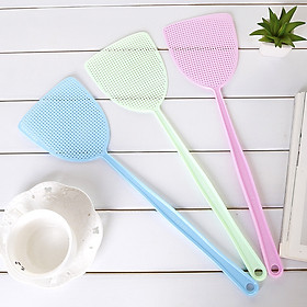 Mua  COMBO 3 Chiếc  Vợt đập ruồi có tay cầm dài siêu tiện dụng - Chất liệu bằng nhựa mềm an toàn thân thiện cho gia đình bạn - Màu ngẫu nhiên