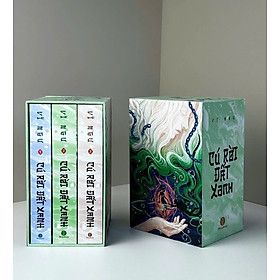 BOXSET TRỌN BỘ 3 TẬP CÚ RỜI ĐẤT XANH: Người Nhà Chó, Người Nhà Đao, Người Nhà Roi – Vĩ Ngư – Hạ Lan dịch – Nhã Nam