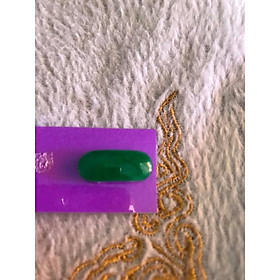 MẶT NHẪN ĐÁ CẨM THẠCH YÊN NGỰA MÀU XANH LÁ TƯƠI SIZE DÀI 19MM X NGANG 8MM X DẦY 3MM NỮ MỆNH MỘC HỎA THỦY LÊN NHẪN Ạ