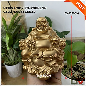 Tượng đá trang trí tượng Phật Di Lặc ngồi trên ghế vàng cầm vàng chiêu cầu tài lộc-Cao 11cm- Nhũ đồng