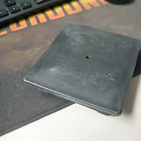 Mua Bịt nhựa đầu sắt hộp 100×100 - SGH002