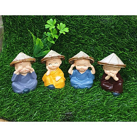 Bộ 4 tư không đội nón huế