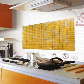 Mua Giấy dán tường nha bếp chông dầu mỡ 70x45cm - Giao màu ngẫu nhiên