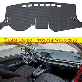 THẢM TAPLO [ TOYOTA WIGO 2023 ] Thảm taplo da pu, cacbon, vân gỗ và da lộn chuẩn form cao cấp