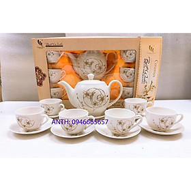 Mua Bộ ấm chén pha trà kèm 7 đĩa trắng họa tiết hoa dây vàng