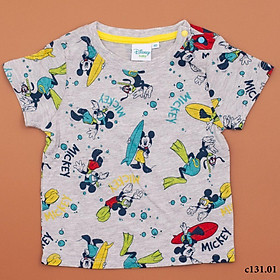 Một chiếc áo phông màu xám hình mickey đáng yêu cho bé