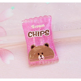 Hình ảnh *HN* Charm mô hình kẹo Brown Bear Chips cho các bạn trang trí slime, vỏ ốp điện thoại, Jibbitz, DIY