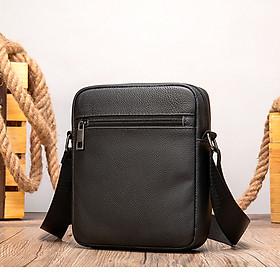 Túi đeo chéo nam DA BÒ THẬT phong cách mới  - BEE GEE DCN9214