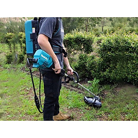 Mua MÁY CẮT CỎ DÙNG PIN 36V (18VX2) MAKITA UR201CZ (KHÔNG KÈM PIN VÀ ĐẾ SẠC) - HÀNG CHÍNH HÃNG