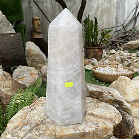 Trụ lục giác đá thạch anh trấn trạch trừ tà-6.6kg (KT: 31.5x13.5 (cm)-T622