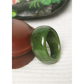 Nhẫn ngọc bích nephrite jade