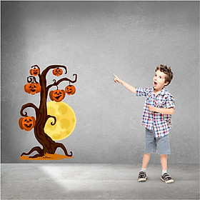 Decal trang trí Halloween Mặt trăng và gốc cây ma quái