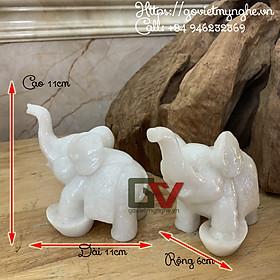 Mua  Linh vật phong thủy  Cặp 2 tượng voi đá phong thủy trang trí nhà cửa dáng voi đạp thỏi vàng tài lộc - Cao 11cm - Màu trắng đá non nước