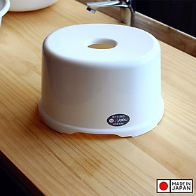 Mua Ghế Nhựa Phòng Tắm Sanada B772W Nhật Bản
