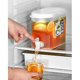 Bình đựng nước có vòi để tủ lạnh