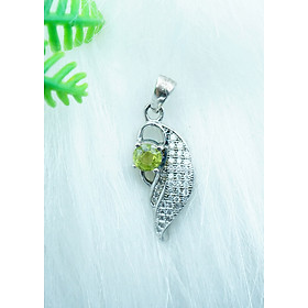 Mặt dây chuyền đá Peridot xanh lá tự nhiên 2.5cm