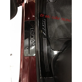 Ốp bậc chân trong, ngoài xe Honda City 2015-2020, 2021-2022 chất liệu Titan cao cấp