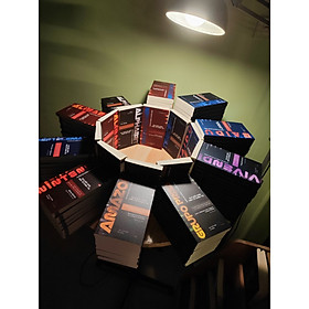 Bộ sách “Những gã khổng lồ truyền thông qua góc nhìn kinh tế – chính trị” (10 cuốn)