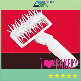 Mua Cây Lăn Gai Đục Tạo Lỗ Làm Bánh Đế Pizza Chất Lượng Cao  - LANGAIPIZZA
