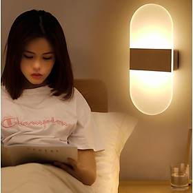 Mua Đèn tường LED phòng ngủ ánh sáng vàng ấm cảm biến cơ thể người  có thể sạc HomeLuxury Nordic