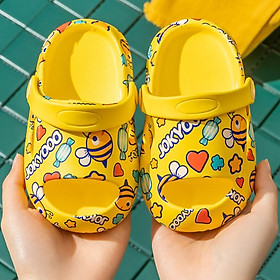 Dép sục siêu nhẹ cho bé 1 - 4 tuổi kiểu hở mũi hình con ong dễ thương có quai hậu chống trơn trượt hàng chuẩn cao cấp D35