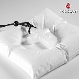 Dây chuyền thánh giá đá thiên nhiên - Ngọc Quý