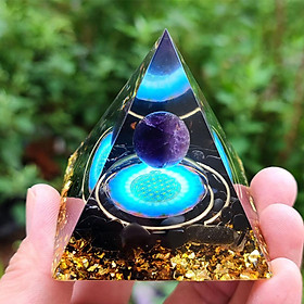 Amethyst Crystal Orgone Pyramid Decoration Crystal Energy Points Meditation Yoga Energy Generator Crystals Figurine