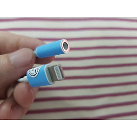 Mua Cáp chuyển đổi cổng Light.ning sang 3.5mm - Cáp chuyển đổi jack tai nghe jack 3.5mm cho i.Phone cổng light.ning - Hàng chính hãng