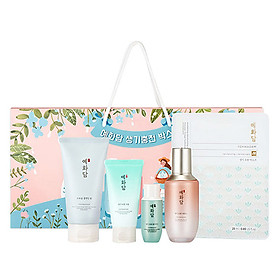 Bộ Sản Phẩm Dưỡng Da The Face Shop Yehwadam Revitalizing Recharging Box 34400101