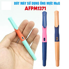 Bút Máy M&G AFPM1371 thân trong có 3 màu, chỗ cầm viết êm tay, sử dụng ống mực