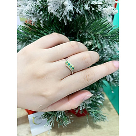 Nhẫn đính đá Emerald thiên nhiên - MOON Jewelry