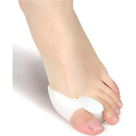 Dụng cụ chỉnh hình và bảo vệ ngón chân tặng 2 sticker 2D Jibbitz trang trí giầy dép (Mẫu ngẫu nhiên)