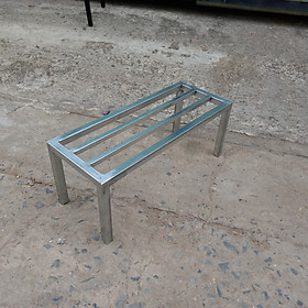Mua Kệ sắt Dài 40cm  Rộng 20cm  Cao từ (10-20)cm. 4 chân  2 nan phụ  chất liệu thép hộp 20*20mm mạ kẽm  chân có nút nhựa chống trượt  dùng để kê chậu cảnh