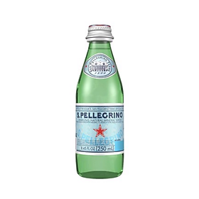 Nước khoáng có ga tự nhiên Sanpellegrino chai thủy tinh 250ml