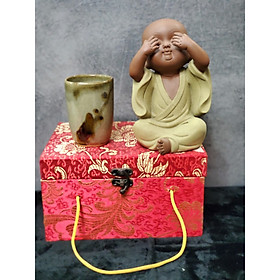 Tượng Chú tiểu không nhìn (Tặng kèm ly trà gốm Nhật) - CT10