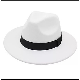 Nón mũ phớt cao bồi Fedora nam nữ phối đai đen vành rộng 7cm chất liệu nỉ. Nón mũ phớt cao bồi Fedora dành cho cả nam và nữ. Thiết kế với đai đen và vành rộng 7cm, tạo nên phong cách thời trangddona25070101