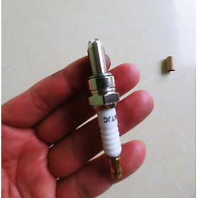 1 BUGI 3 CỰC ĐÁNH LỬA SIÊU MẠNH LẮP CHO TẤT CẢ CÁC LOẠI XE MÁY MẪU MỚI HÀNG CHUẨN GIÁ RẺ