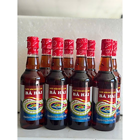 Lốc Chai Tròn Nhựa Tiết Kiệm Nước Mắm Cá Cơm Loại 1 Bà Hai ( 8 chai x 500ml )