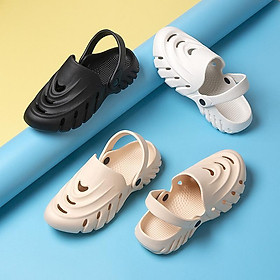 LRCLOVE Garden Man Sandals Chống trượt trùm đầu Lái xe Dép thủy triều thương hiệu Giày bãi biển tương tự Breathable Cộng với kích thước đôi