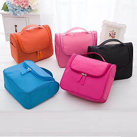 >> BÁO GIÁ TÚI ĐỰNG ĐỒ MỸ PHẨM ĐA NĂNG KHÔNG THẤM NƯỚC CÓ XÁCH TAY THÀNH NAM (23.5 X 21 CM) | Shopee Lazada Sendo Tiki mới nhất 62 Túi Đựng Mỹ Phẩm Phong Cách Hàn Quốc, Chất Liệu Vải Không Thấm Nước, Nhiều Màu Thời Trang, Bảo Vệ An Toàn Mọi Thời Tiết, Đựng Nhiều Đồ, Nhiều Ngăn Đựng Đồ Cá Nhân Đa Năng, Gọn Gàng, Có Quai Xách, Tiện Lợi Mang Theo, Độ Bền Cao