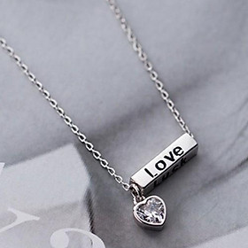 Dây chuyền bạc trái tim với chữ LOVE