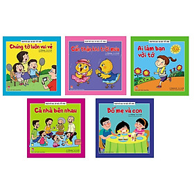 Cả Sách bộ 05 cuốn Giúp bé đọc và nói tốt hơn: Ai làm bạn với tớ - Bố mẹ và con - Cả nhà bên nhau - Cẩn thận khi trời mưa - Chúng tớ luôn vui vẻbên nhau - Cẩn thận khi trời mưa - Chúng tớ luôn vui vẻ (Sách Thiếu Nhi)