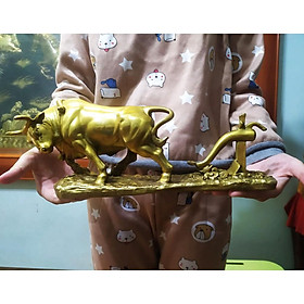 Mua Tượng linh vật con trâu sửu kéo cày bằng đồng thau phong thủy Hồng Thắng