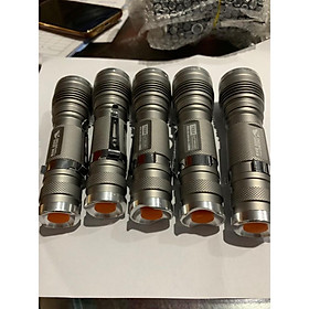 Mua Đèn Pin Siêu sáng Chiếu Xa Loại Nhỏ Mini - Đèn Pin Tiện Lợi Sạc Pin Mã 7884