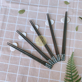 Mua Đũa gỗ Mun vuông 23cm - Thân trám xà cừ ( 5 đôi /Túi) - Đũa gỗ tự nhiên (D20)